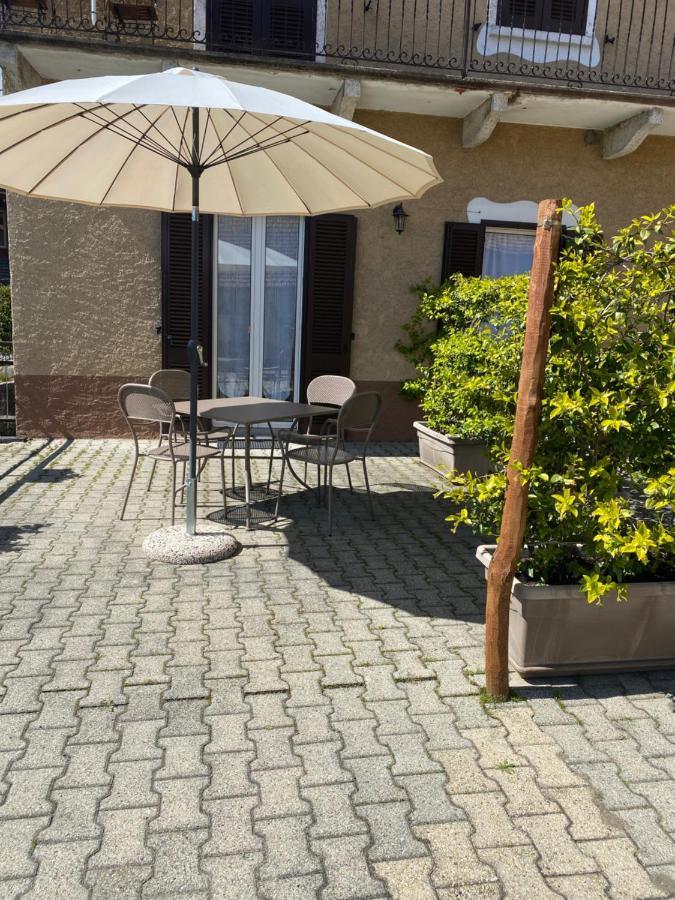 Casa Cesira Διαμέρισμα Pettenasco Εξωτερικό φωτογραφία